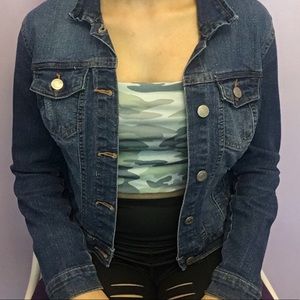 🌹4 for $25! Jean jacket🦋🌙